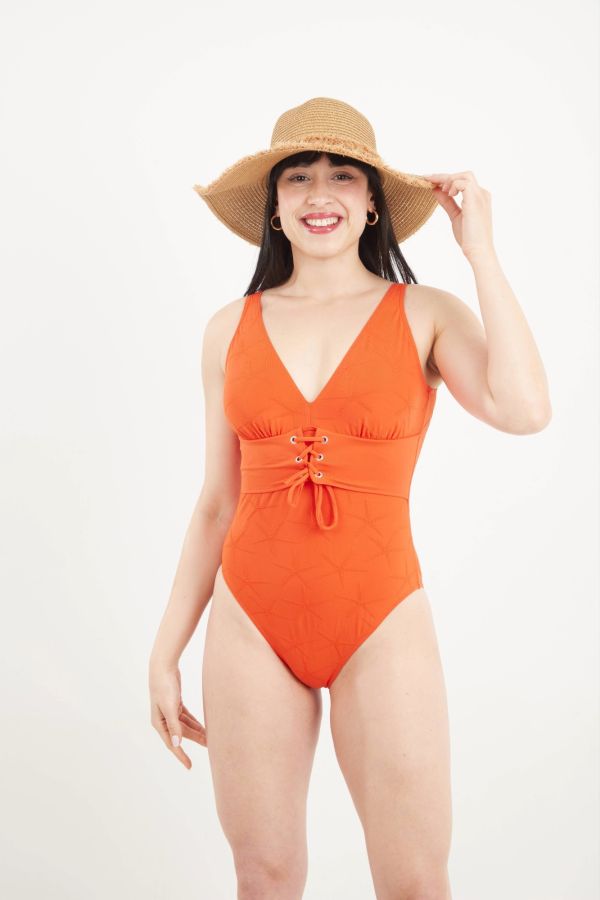MAILLOT 1 PIECE OEILLET F06